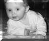 Baby_Anna_tummy_bw.jpg (21395 bytes)