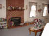 Family Room.jpg (77020 bytes)