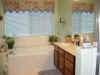 Master_Bathroom.jpg (69585 bytes)